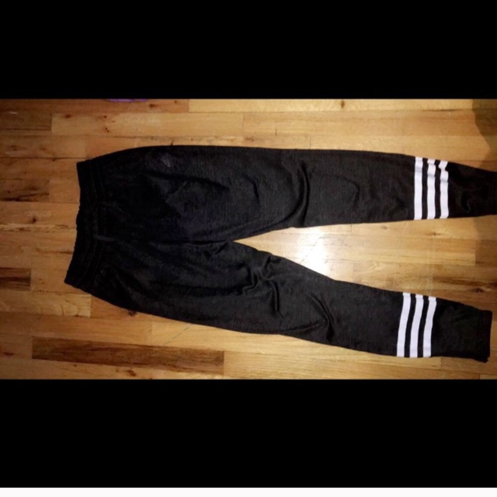 Women’s black/grey adidas pants